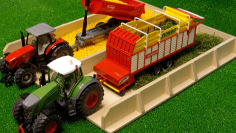 1:32 Wooden Silage Pit